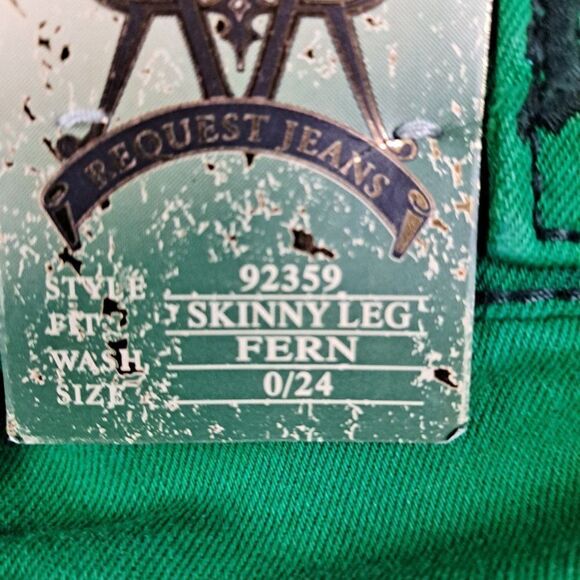 Request Juniors jeans NWT - Picture 8 of 10